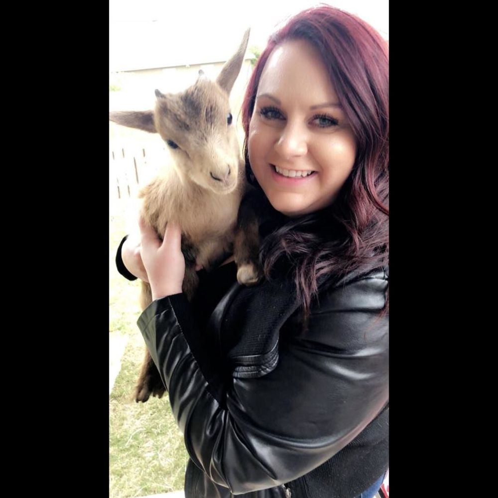 Meet your Posher, Alex